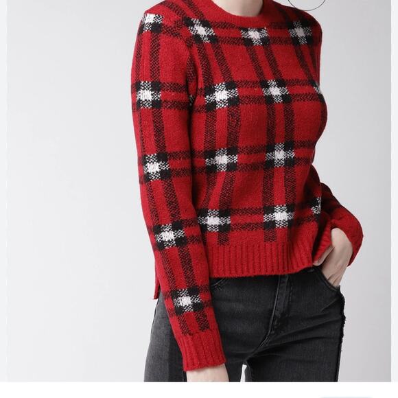 FOREVER 21 Women Red & Black
Checked Sweater - Picture 3 of 12